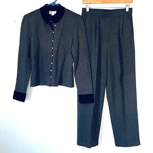 Dunollie Looms VINTAGE Pant Suit Small Gray Wool Knit Gold Buttons Pleated Retro
